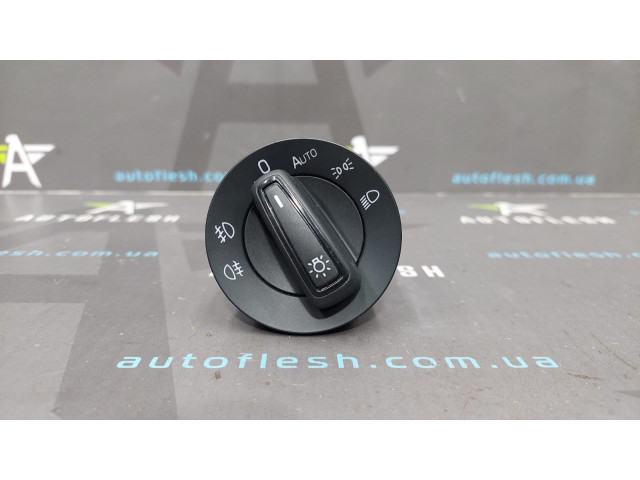Перемикач світла фар 5E0941431D Skoda Fabia 3 Octavia 3 шкода фабія октавія бу